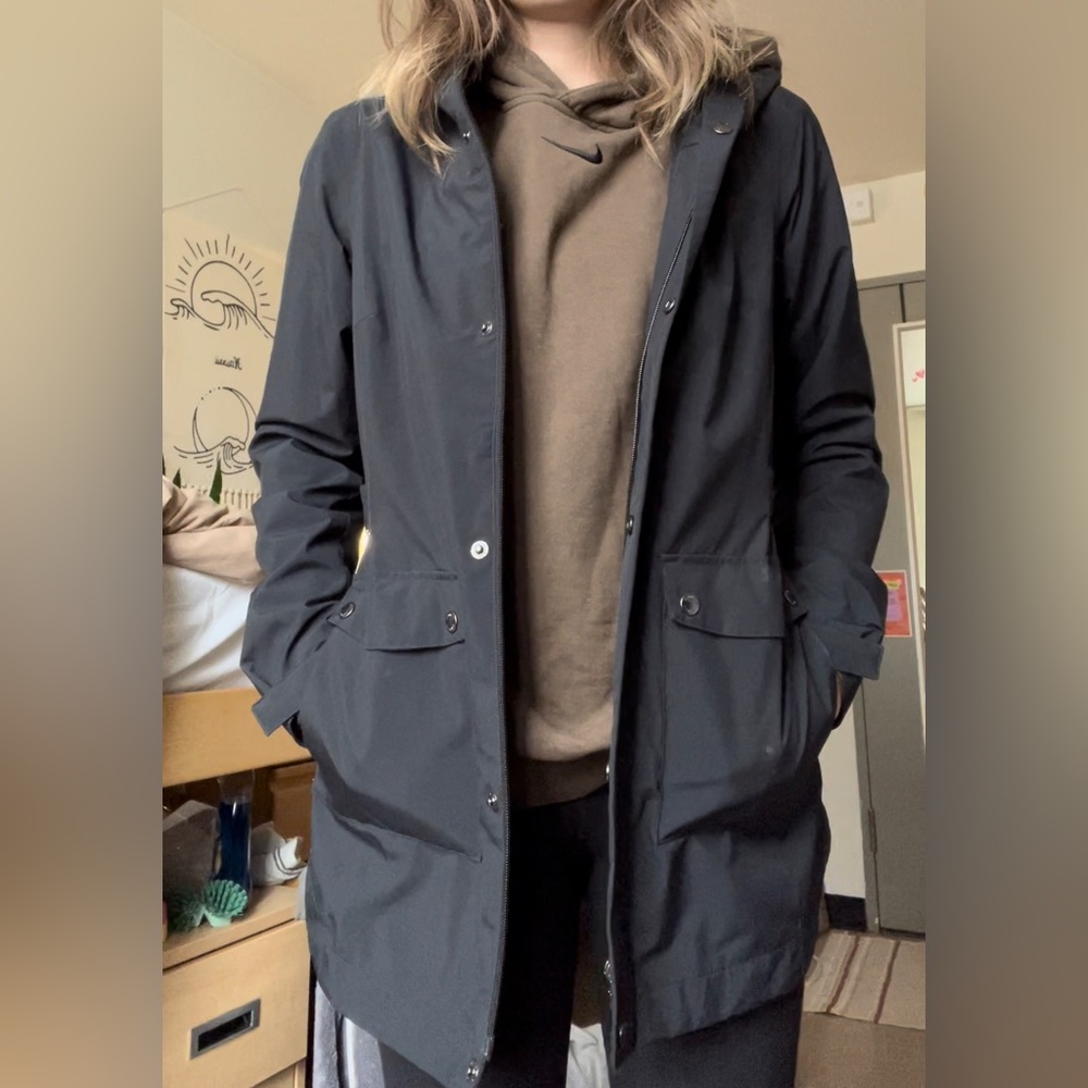 Columbia rain jacket 🌧️